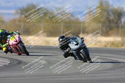 media/Jan-10-2025-CVMA Friday Practice (Fri) [[489e0da257]]/Group 4 and Trackday/Session 5 (Turn 7)/